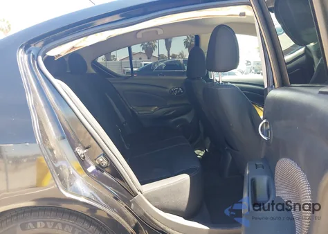 2019 Nissan Versa 1.6 Sv z USA, uszkodzony, nr VIN 3N1CN7AP0KL873209